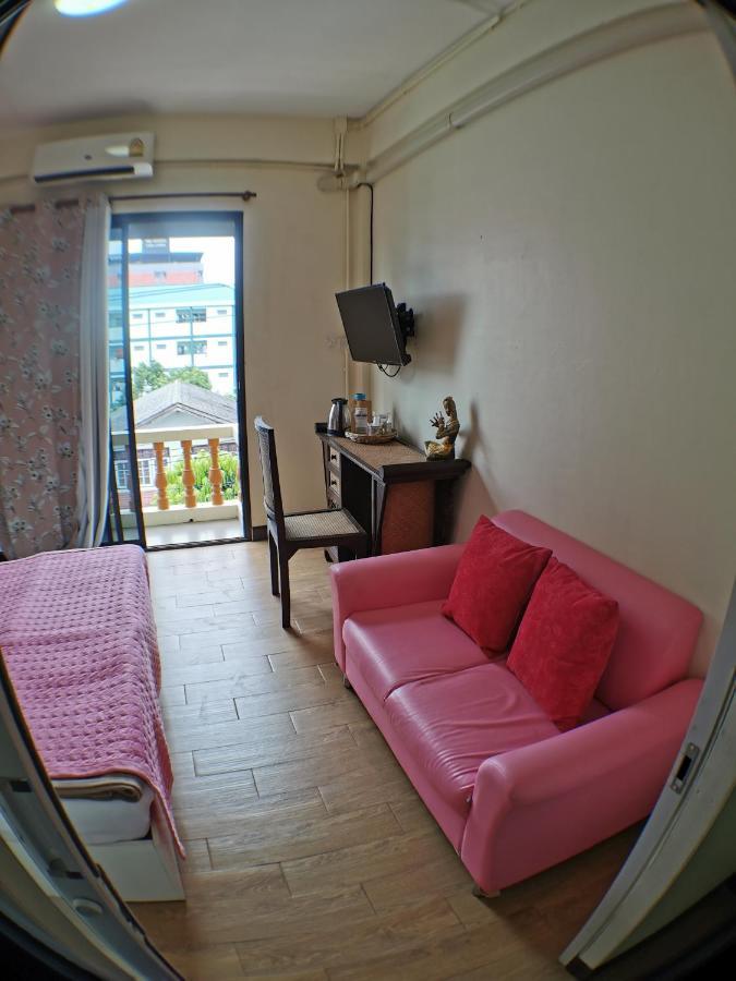 59Indy Guesthouse Bangkok Buitenkant foto